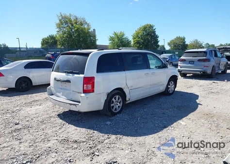 2009 Chrysler Town & Country Touring from USA, damaged, VIN 2A8HR54119R643283
